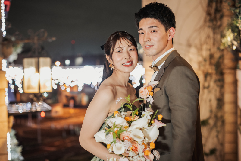 イルミネーションをバックに♪