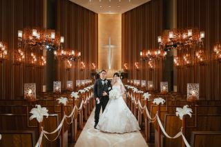 ドレスが映えるチャペル