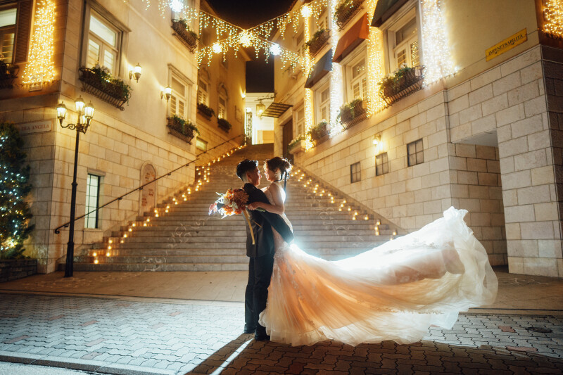 ドレスが一気に映えるナイトフォト