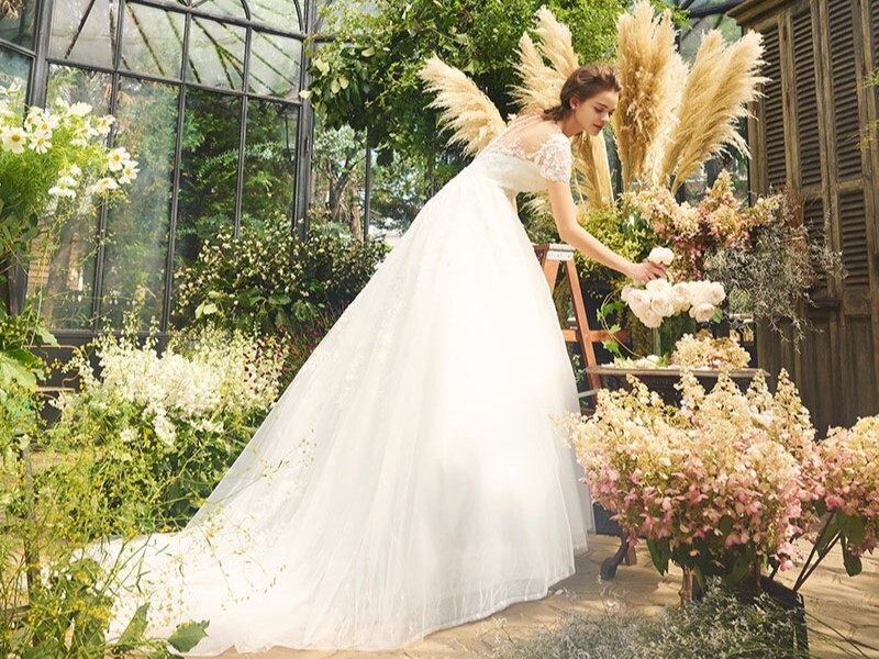 覚王山ル・アンジェ教会_ウエディングドレスが豊富