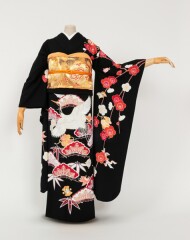 手描黒松竹梅に飛鶴