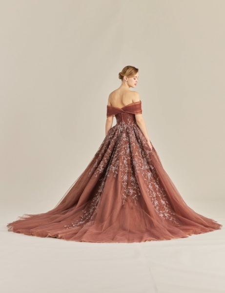 ブラウン・アーマンド