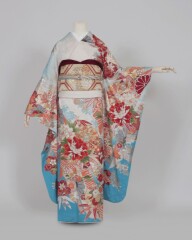 白熨斗に雪輪牡丹