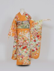 オレンジ花流水に貝桶鼓