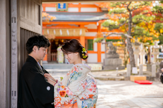 季節感満載の紅葉ロケーション撮影