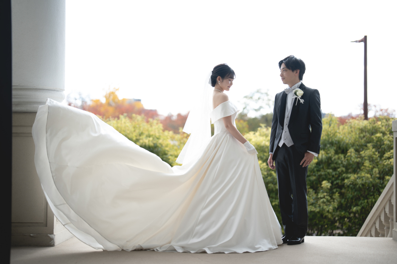 舞鶴公園をバックに^^