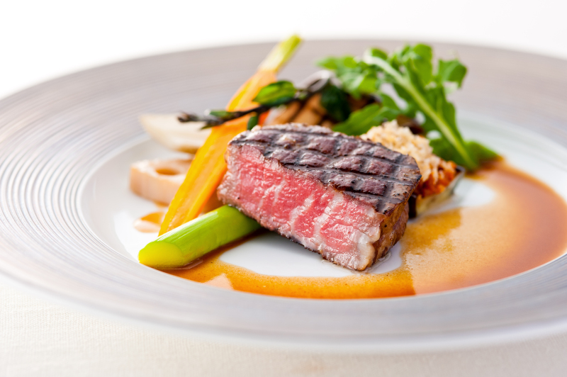 特別なお祝いに最上のスペシャリテでおもてなし