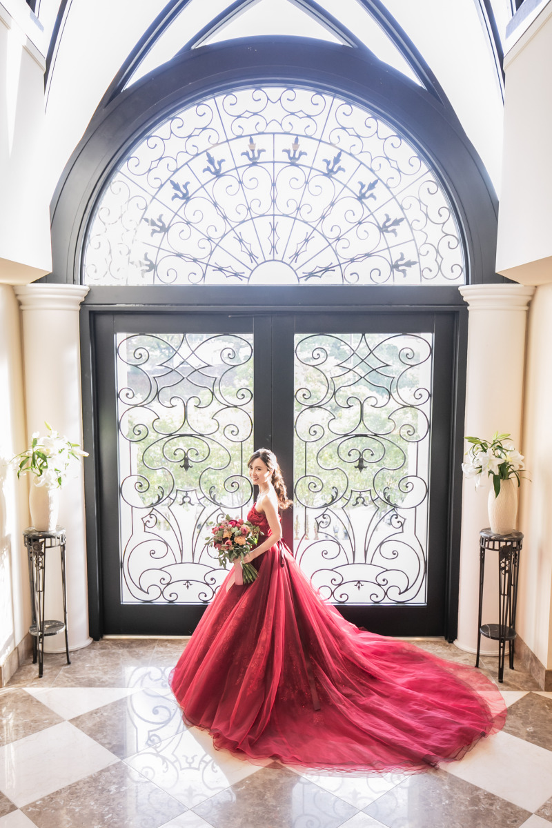 赤坂ル・アンジェ教会_カラードレスが豊富