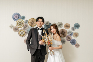 洋装スタジオ風撮影Paper Decoration