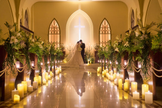 【期間限定！こだわりの衣裳で撮影】教会での撮影が叶う＊衣裳＋美容＋50カットデータ