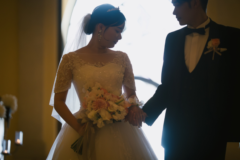 【洋装フォト】本格教会での撮影が叶う*衣裳+美容+100カットデータ+12カットアルバム