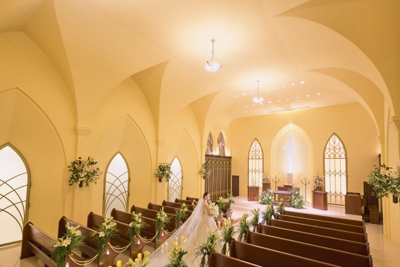 【ミディアムフォトプラン＆会食】お気に入りの1着で本格チャペルウエディングフォト＆ご家族での会食付プラン♪