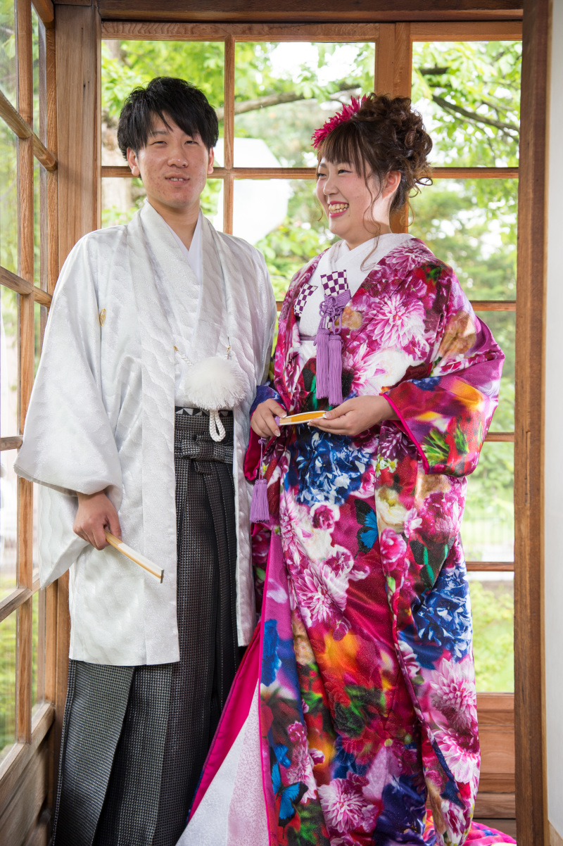 内掛けはあの有名な女性プロカメラマンデザイン