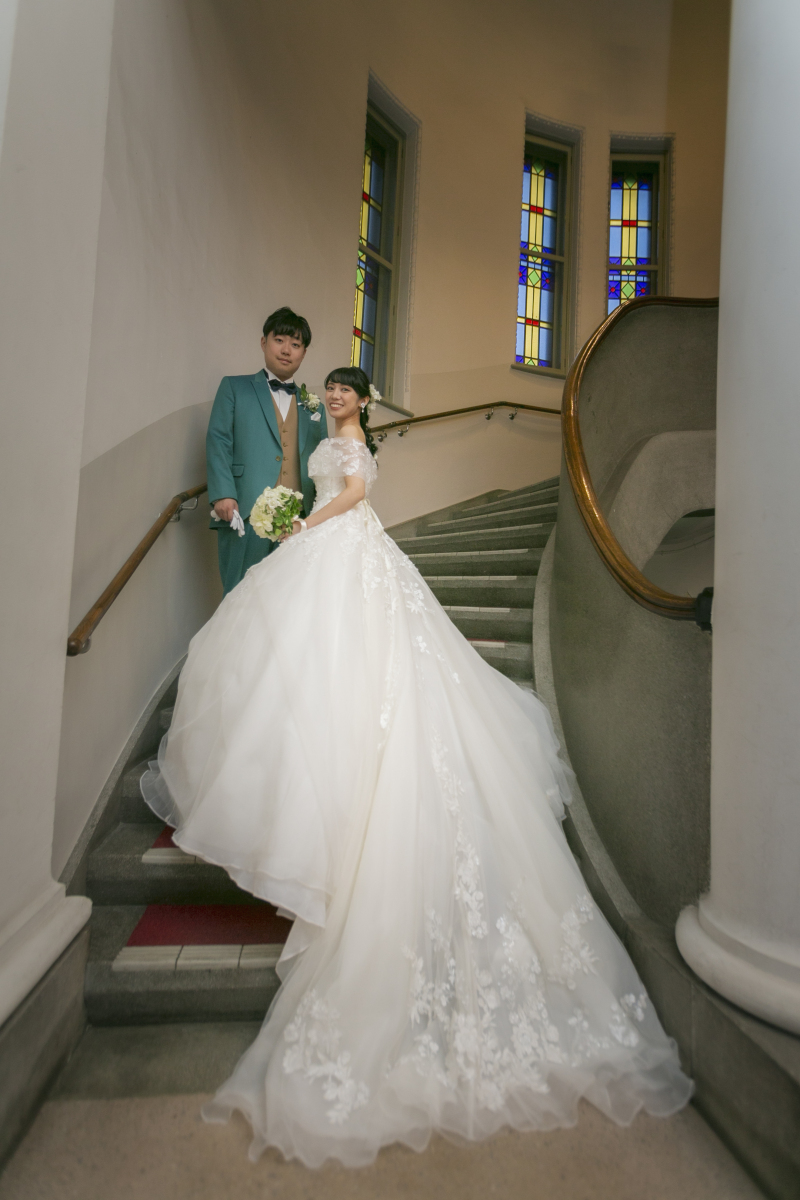 ウェデイングに着替えて洋館で