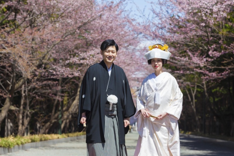 北海道神宮挙式&ドレスフォトを同日に!桜の下でロケーションフォト【お客様の声】