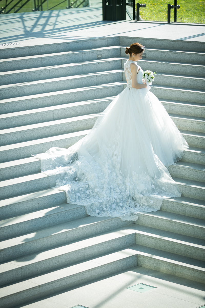 ガラスのぴらミッド室内