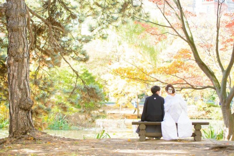 紅葉の日にフォトウェディングをご計画