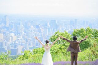 夏の北海道で／ラベンダーフォトウェディング