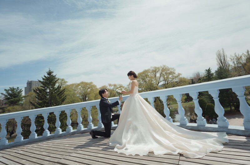 豊平館バルコニーで