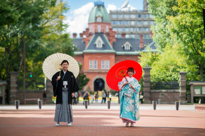 一目ぼれ水縹(みはなだ)の内掛け