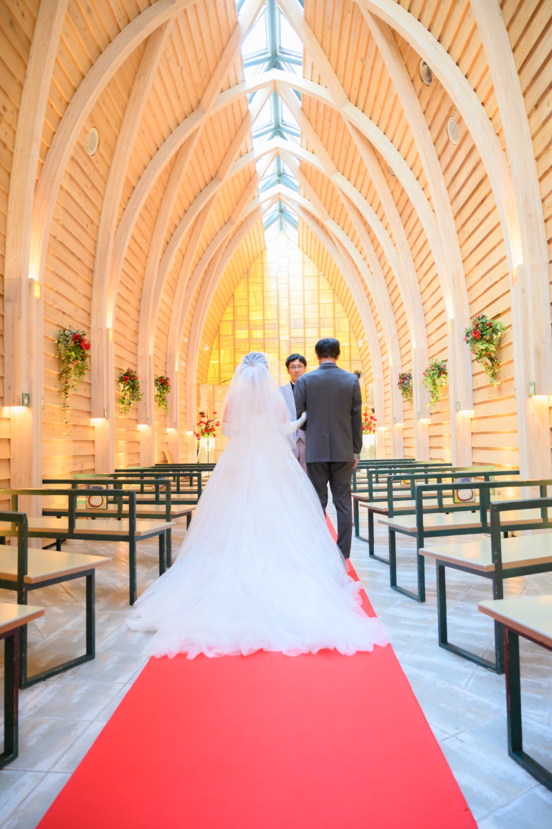 光のチャペル入場