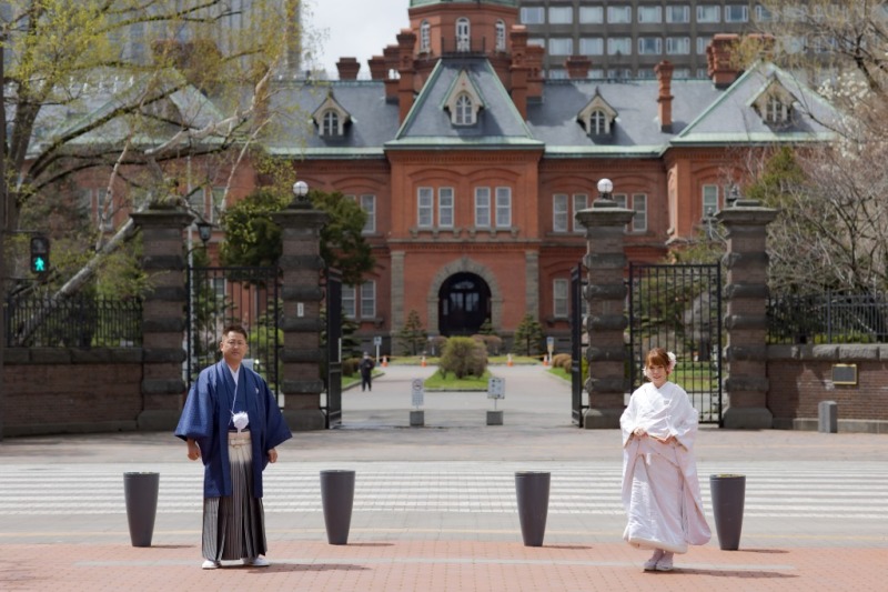 衣装はたっぷり3点