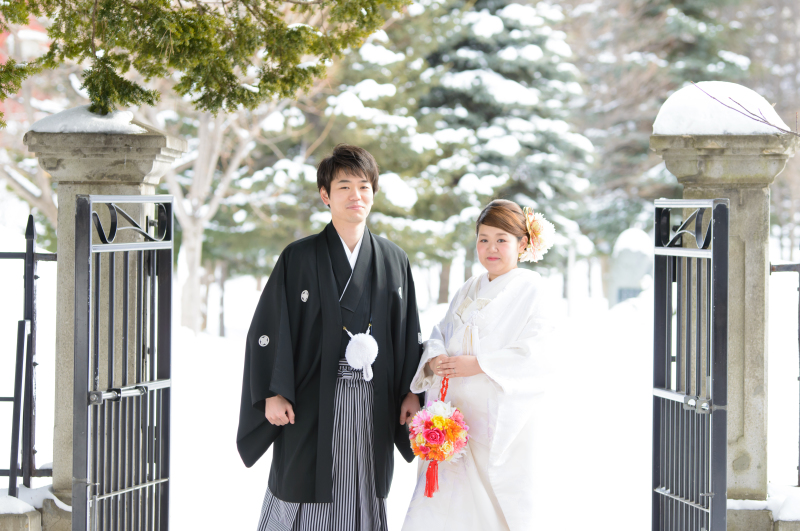 スタートは洋髪で白無垢