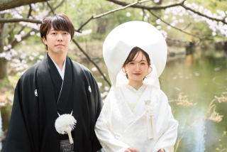 サクラの季節白無垢で永山邸色打掛orウェデイングドレスでロケーション撮影