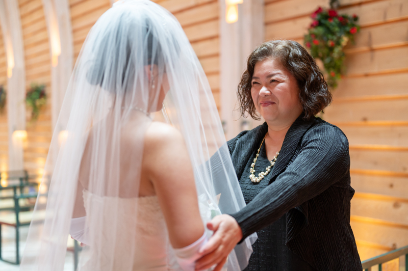 お母様のベールアップ