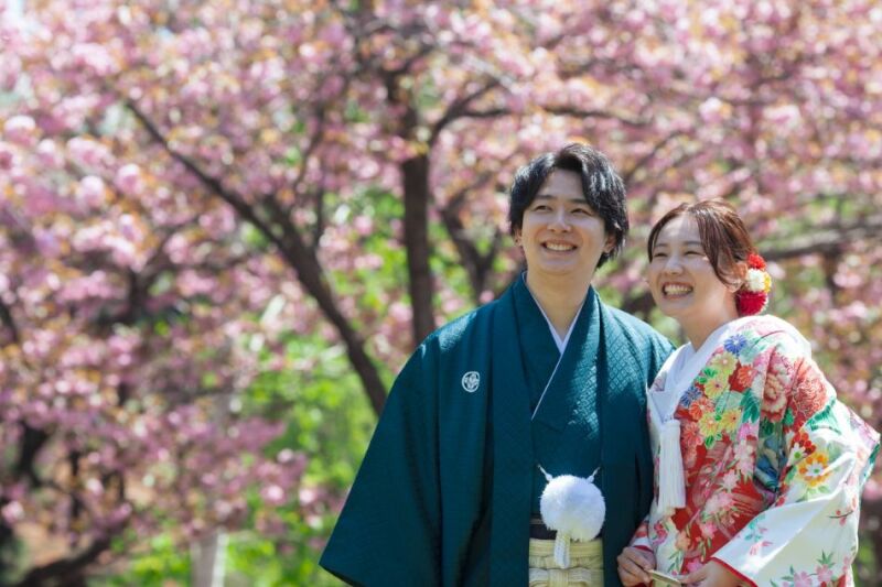 お花が美しい5月の札幌!和装&洋装ロケーションフォト【お客様の声】