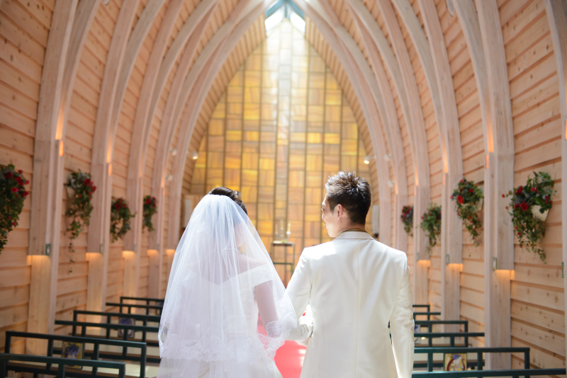 チャペルとスタジオで洋装3点がご希望