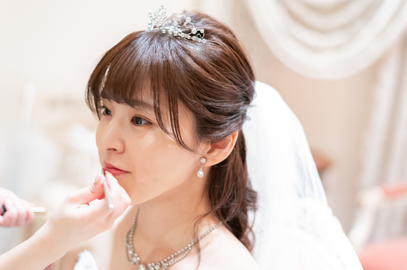 緊張の瞬間の紅入れ