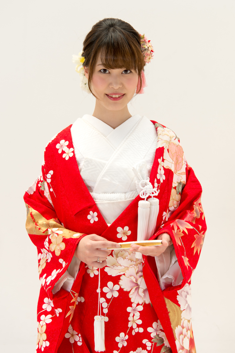 一目ぼれの赤い内掛け