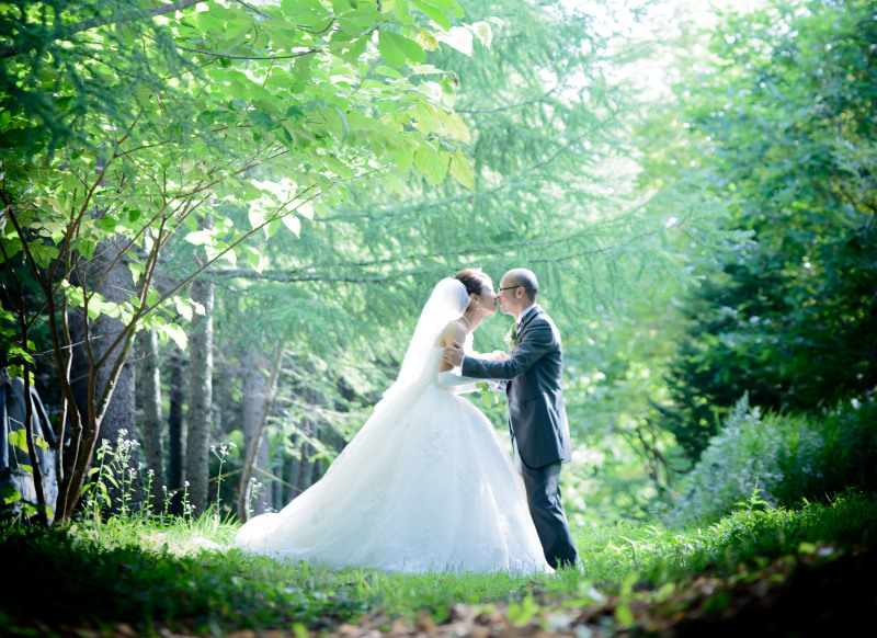 ウェディングフォトの中でセレモニーを実施