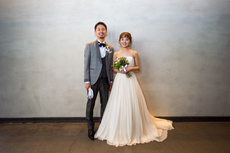 ドレスはハウススタジオで撮影