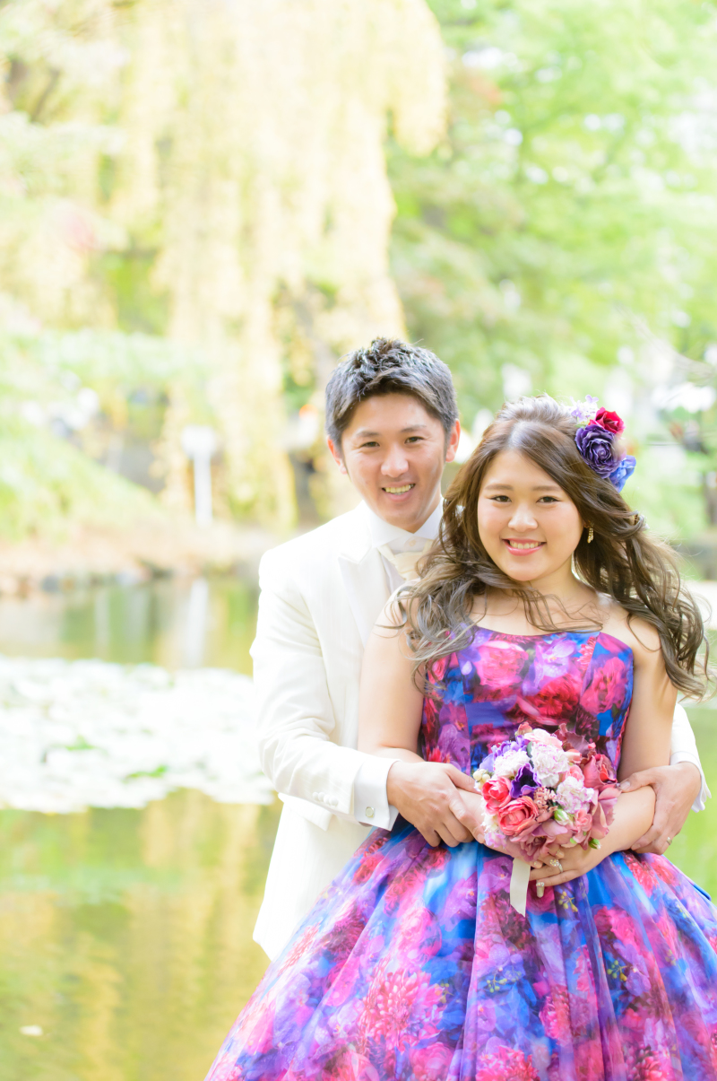 カラードレスはあの女性カメラマンプロデュース