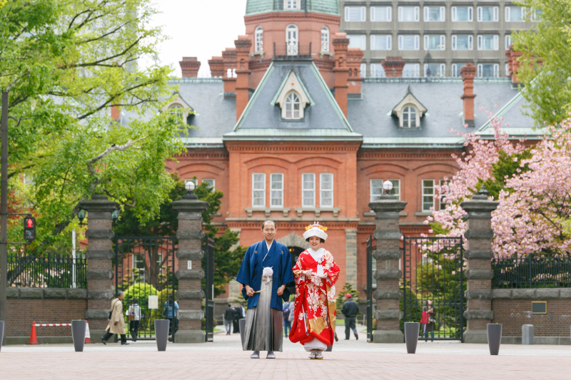 色内掛けにお色直し