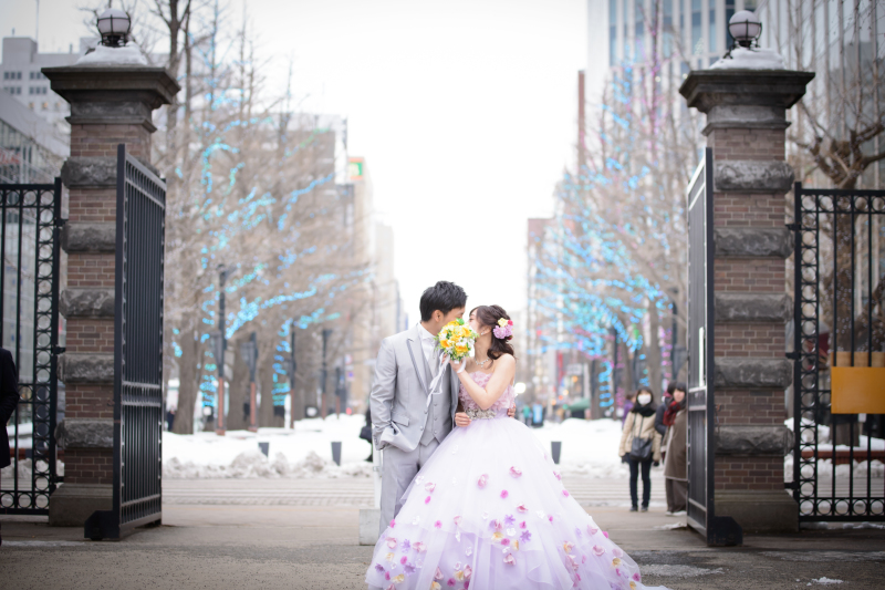 内掛け、ウェディングドレス、カラードレスの3点