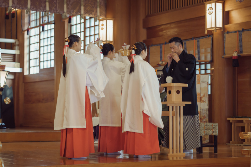 挙式の撮影します