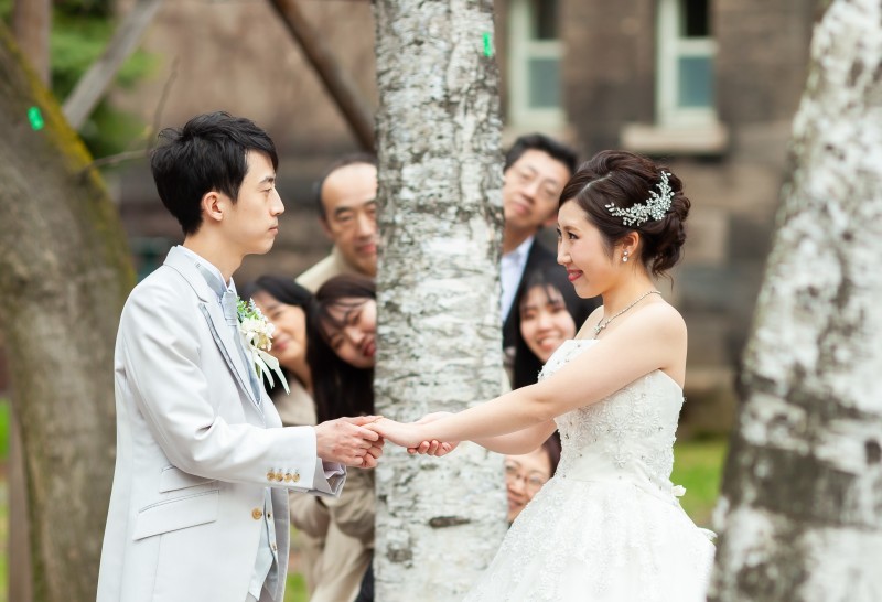 オトナのウェディングフォト 札幌 Cinderella Story Wedding photo_家族・友人を撮影に呼べる