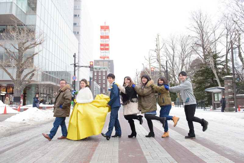 オトナのウェディングフォト 札幌 Cinderella Story Wedding photo_家族・友人を撮影に呼べる