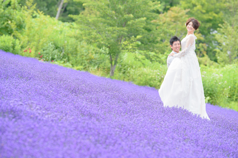 オトナのウェディングフォト 札幌 Cinderella Story Wedding photo_ガーデンで撮影できる