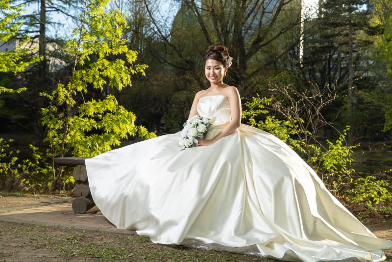 素材の透け感、手触り試着でお楽しみください