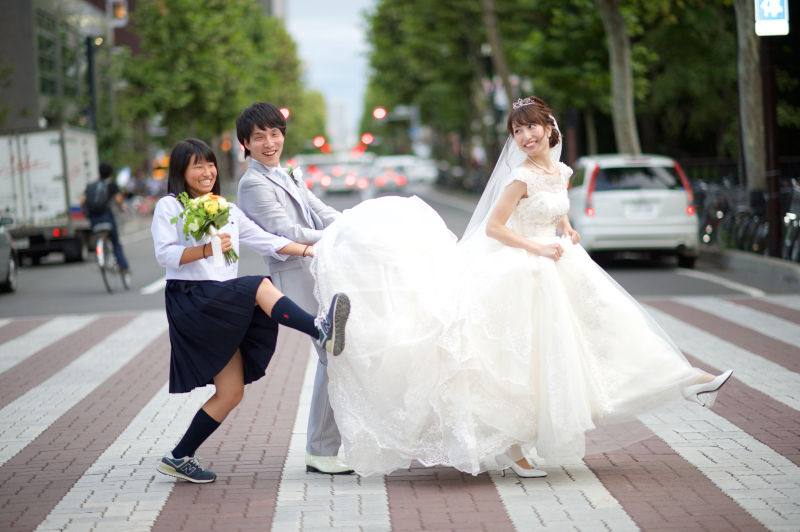 オトナのウェディングフォト 札幌 Cinderella Story Wedding photo_家族・友人を撮影に呼べる