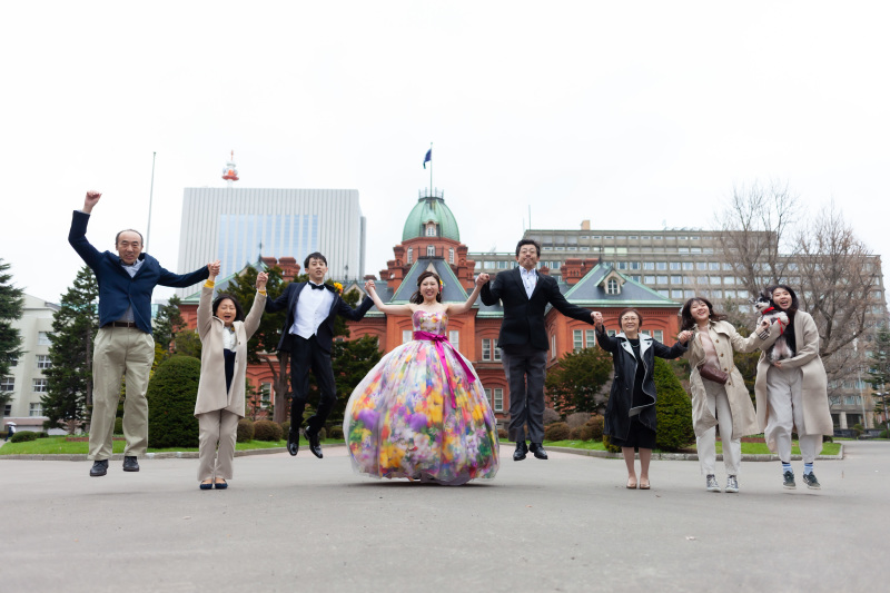 オトナのウェディングフォト 札幌 Cinderella Story Wedding photo_家族・友人を撮影に呼べる