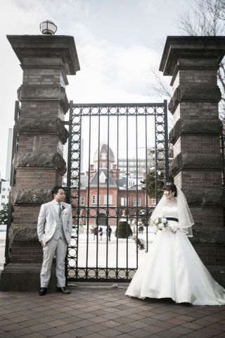 オトナのウェディングフォト 札幌 Cinderella Story Wedding photo_雪のロケーションフォト