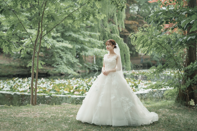 【和洋装各１点】赤レンガテラス前ロケ＆アカプラスタジオ楽しむフォト！データ全渡し（色補正・美肌レタッチ済データ100カット）