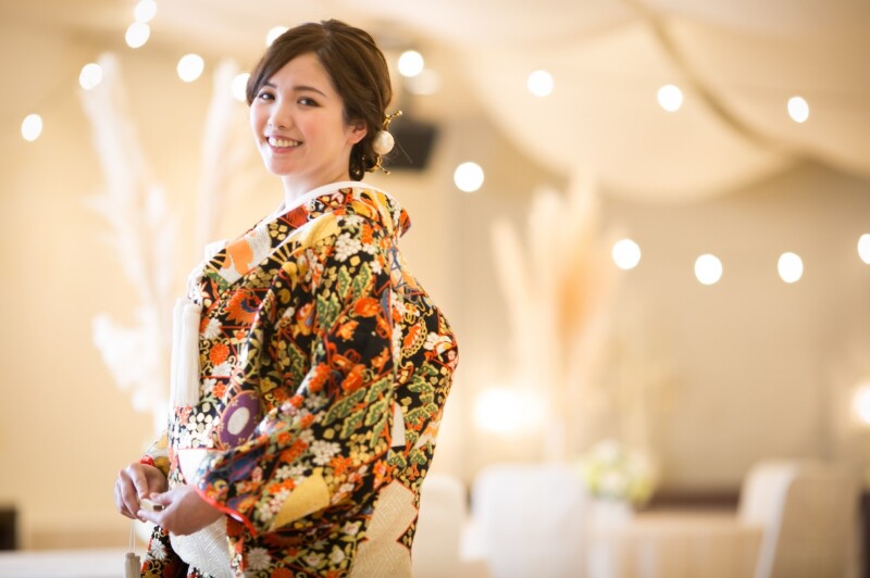 【和装&洋装2点・ゲストハウス】ゲストハウスラファソン+神社の境内(色補正・美肌レタッチ済データ220カット