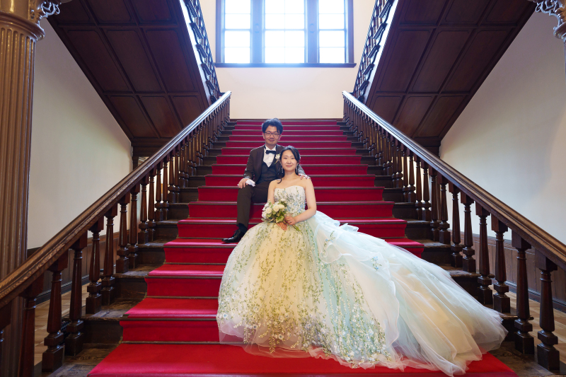 【洋装２点ロケーション】歩いて行ける道庁公園データ（色補正・美肌レタッチ済データ220カット）