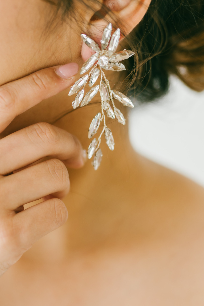 イヤリング_4_人